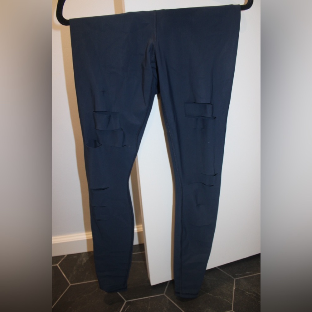 Alo Yoga High-Waist Ripped Warrior Leggings – Rich Navy – Size Small Slash Holes - Picture 8 of 10